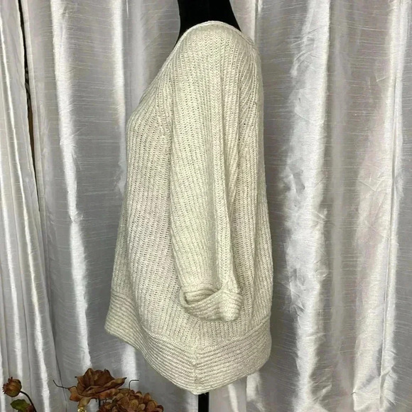 American Rag Cie Women’s XL Round Neck 3/4 Sleeve Ivory Cream Sweater - Picture 5 of 8
